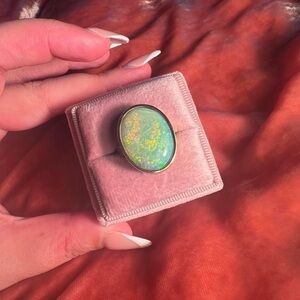 Elegant Opal Ring in 14k Gold Setting